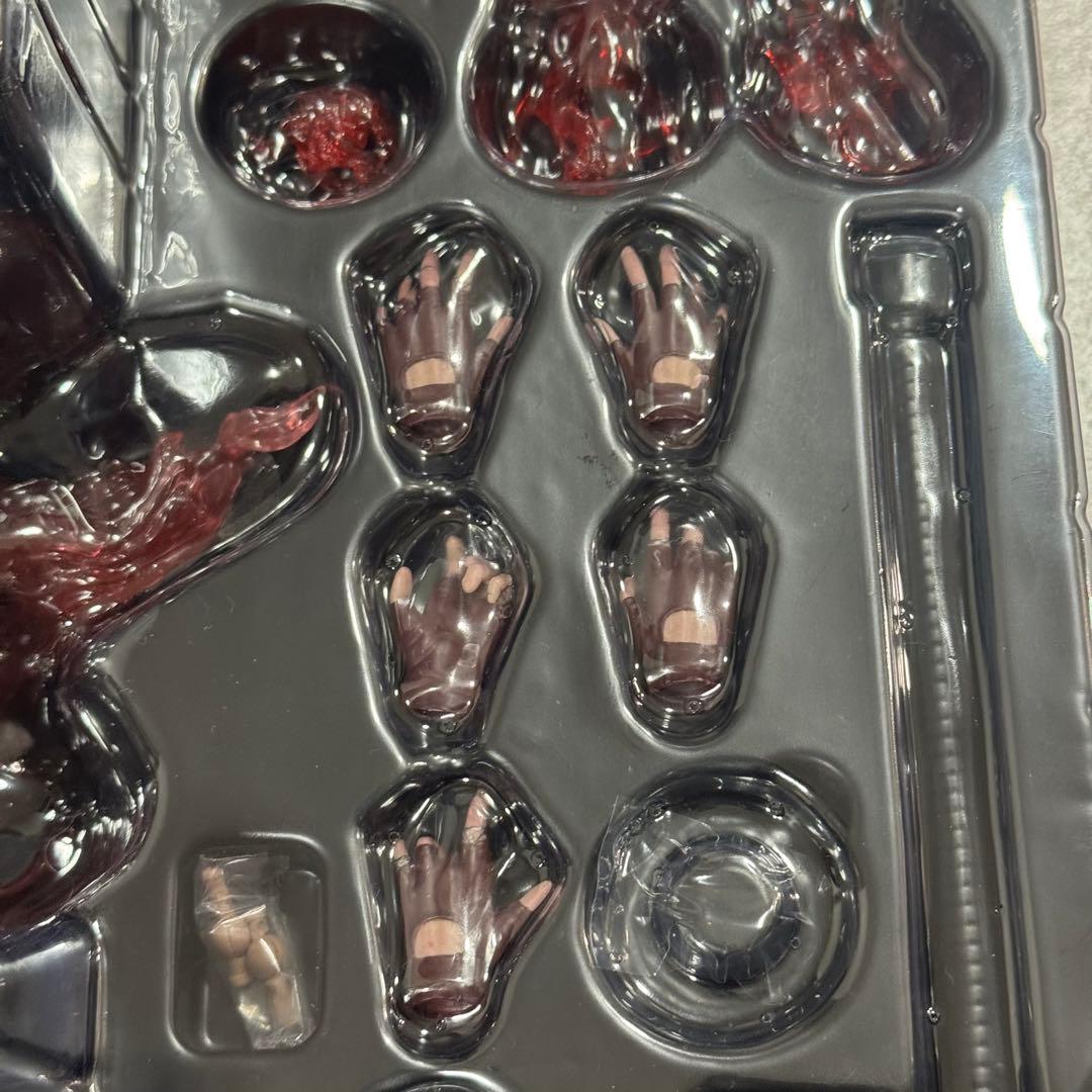 お買い得！ HotToys スカーレット・ウィッチ アルチザン フィギュア