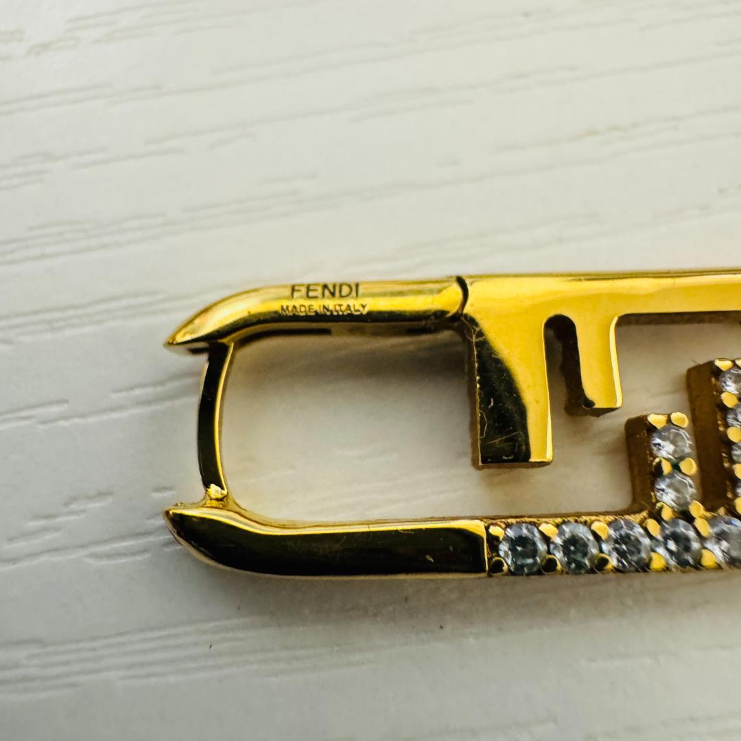FENDI フェンディ　オーロック　ピアス　ラインストーン　ゴールド　片耳