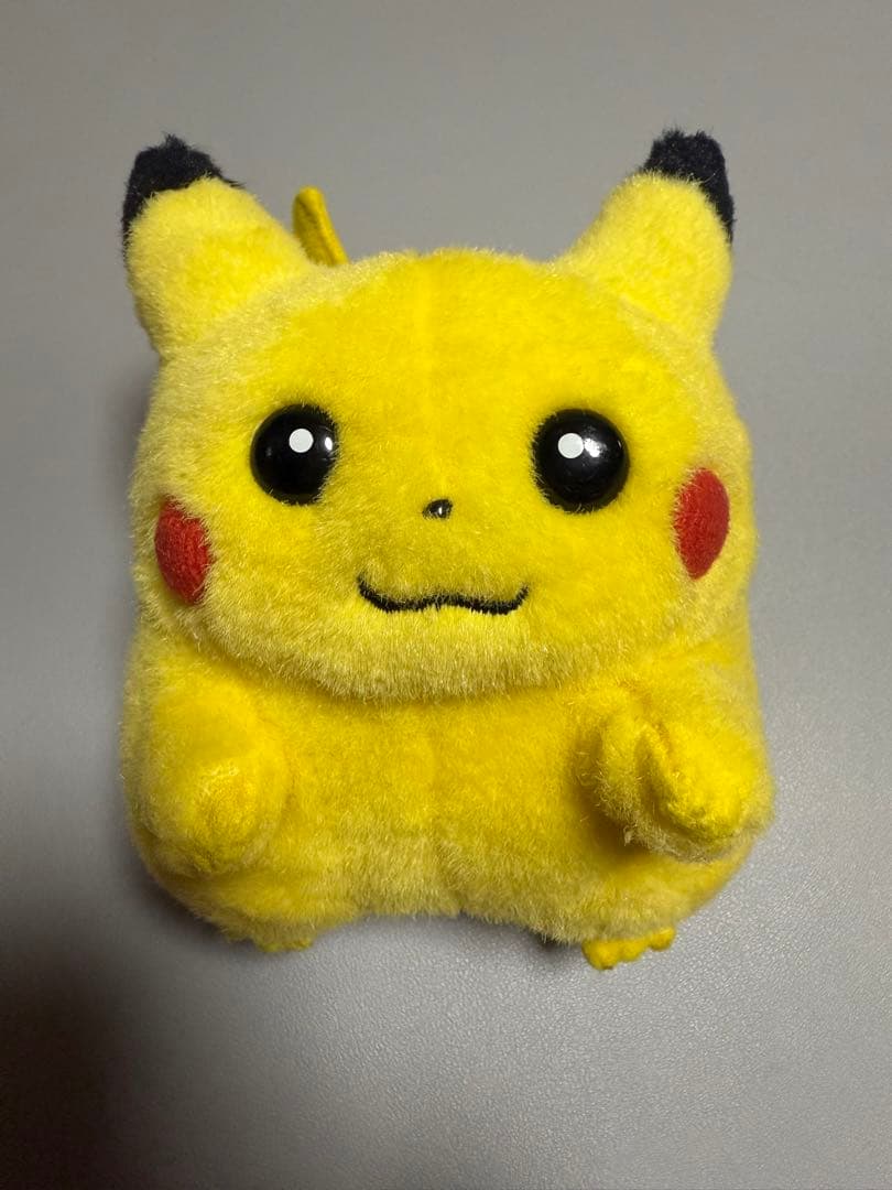 【最終値下げ】初期ピカチュウ ぬいぐるみ TOMY