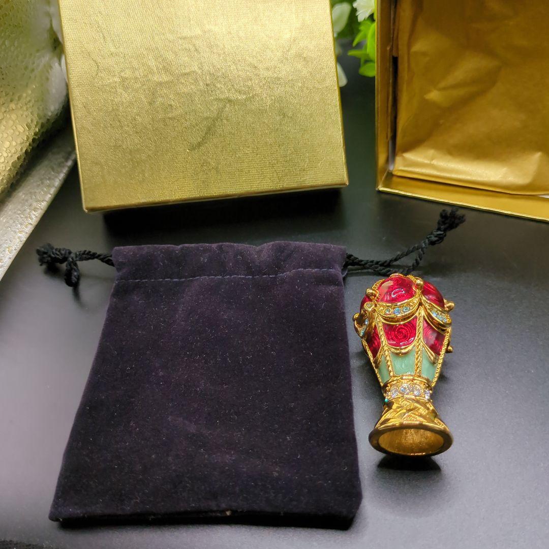 エスティローダー 練り香水 コンパクト エアバルーン 装飾された風船