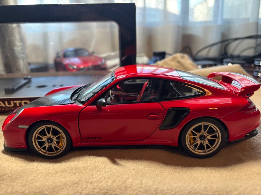 専用品 ポルシェ 997 GT2 RS オートアート 1/18 ミニカー 特価