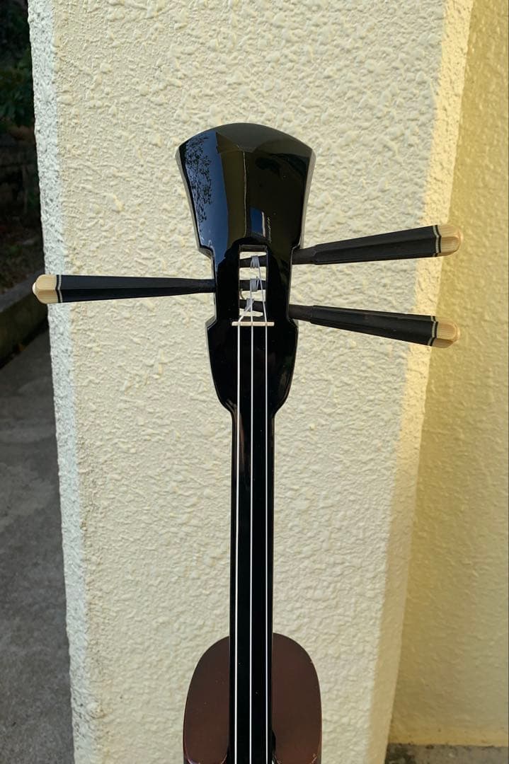 画像追加＆価格大幅調整！！昭和中期頃八重山黒木真壁型三線　古典音楽師範様より