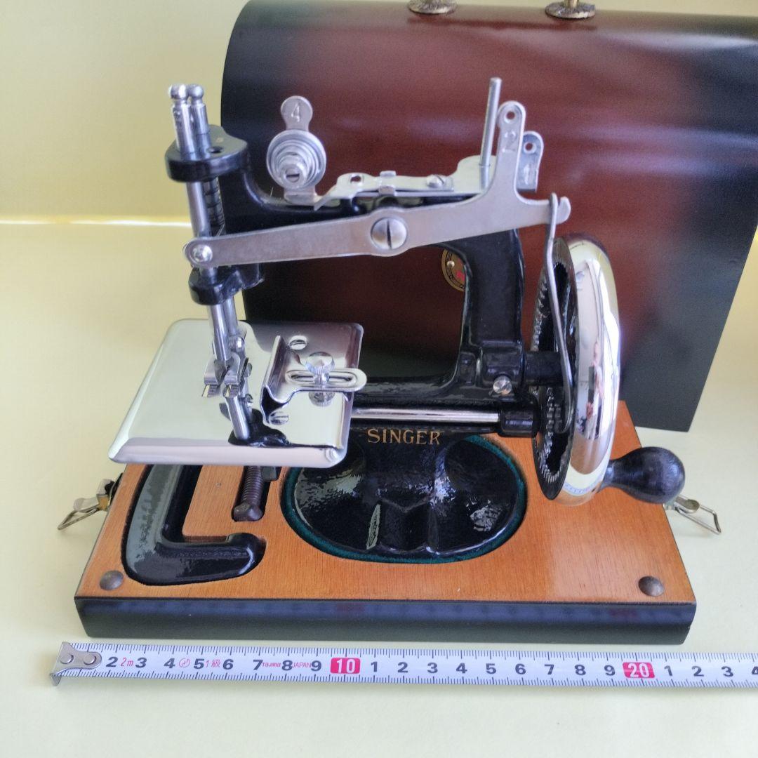 SINGERシンガー　ミニミシン　小型手回しミシン【 ヴィンテージ美品】