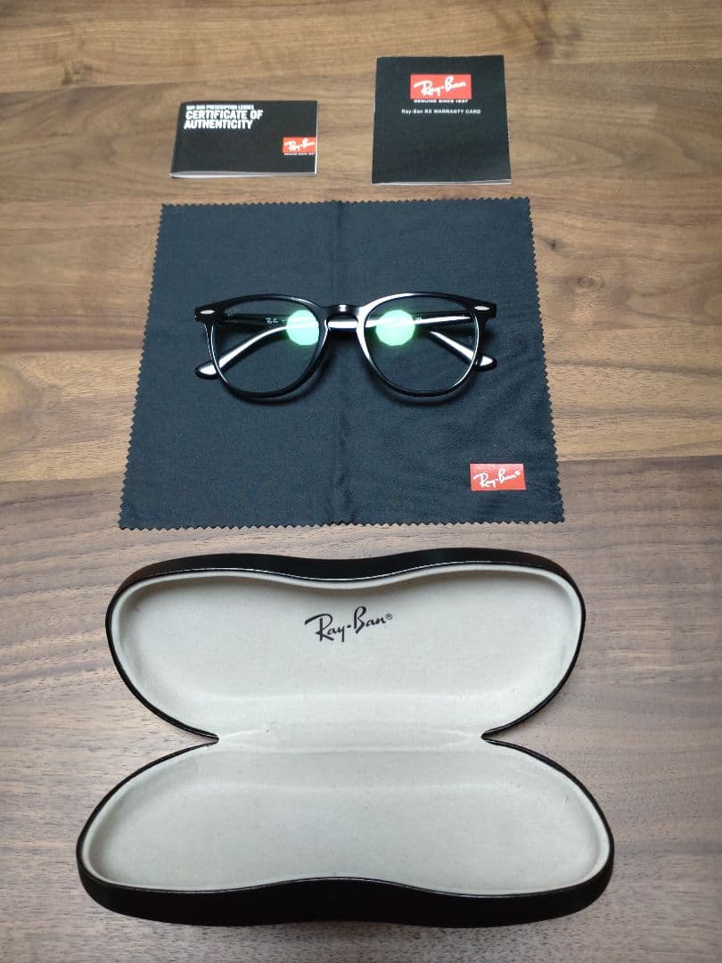 RayBan人気モデル　■RB 7159F 2000 ■　色が変わる調光レンズ