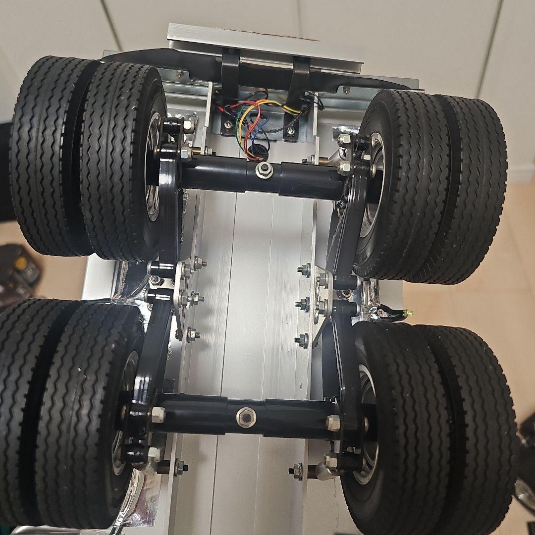 Volvo FH12 トレーラー LEDライト付き