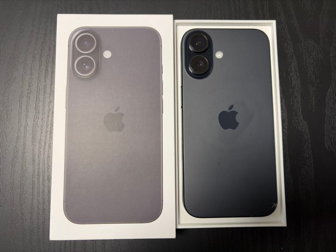 あ*る様 【最安値】iPhone 16 ブラック SIMフリー 256 傷あり