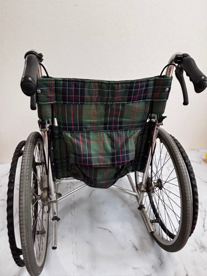 松永製作所　自走用車椅子 ブレーキ付き　介護　折り畳み可能