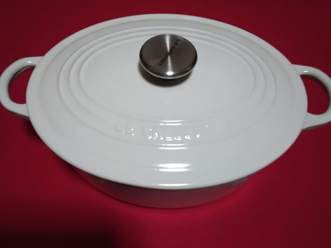 ル・クルーゼ 鋳鉄製　ホワイト　両手鍋 25cm　LE CREUSET　白