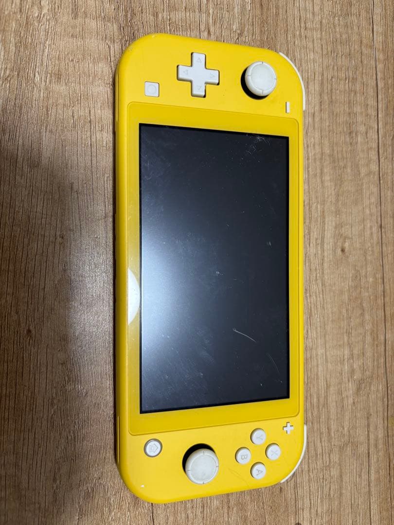 Nintendo Switch Lite イエロー スイッチライト