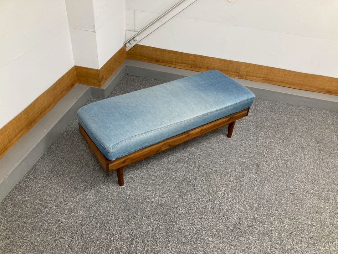 うぃりー 　SWELLA スウェラ　ベンチソファ　直接引取り可　pga90