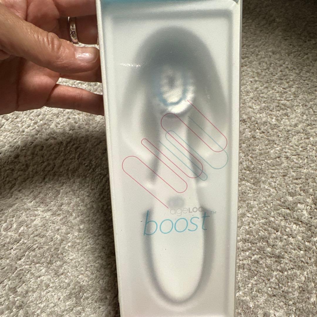 NU SKINboost USB充電式ブースター