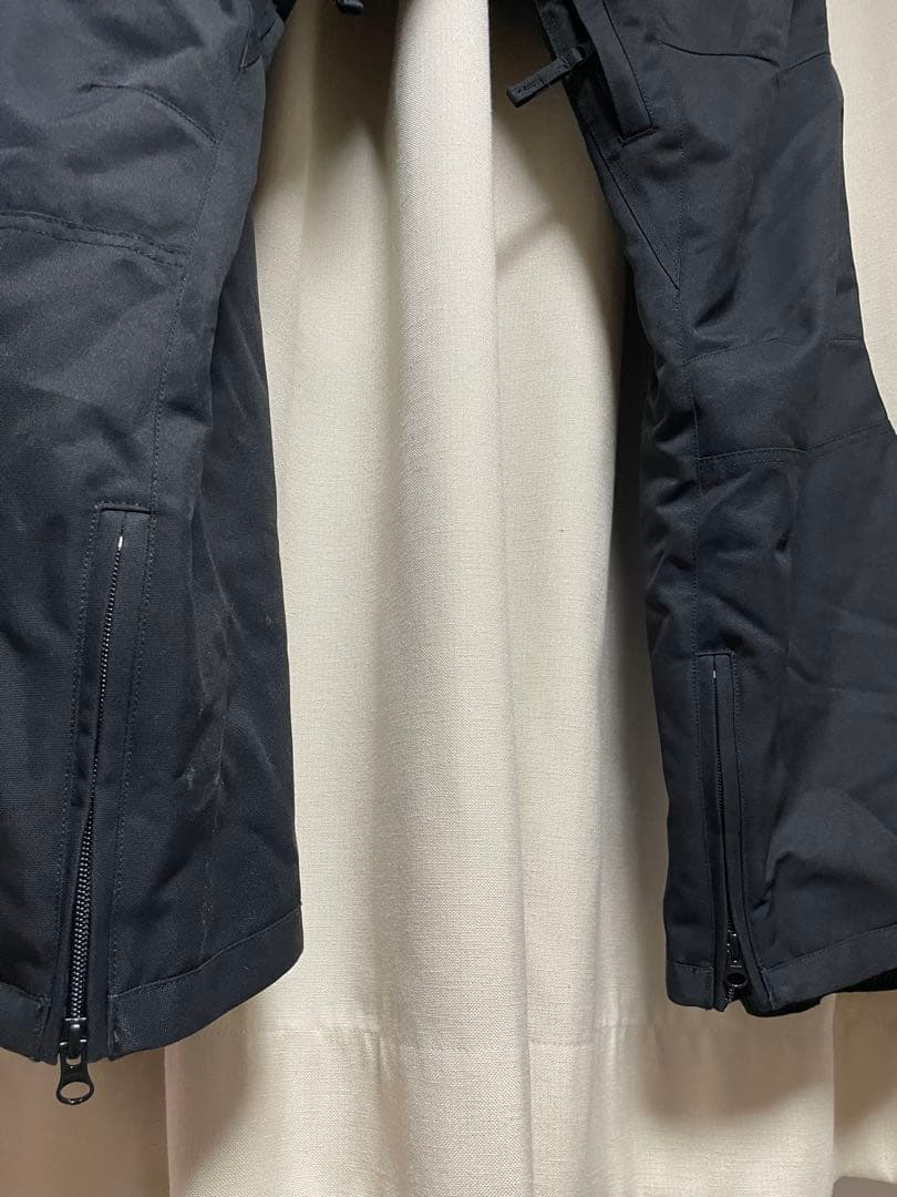 スノボウェア上下Lサイズ　上BONFIRE 下VESP