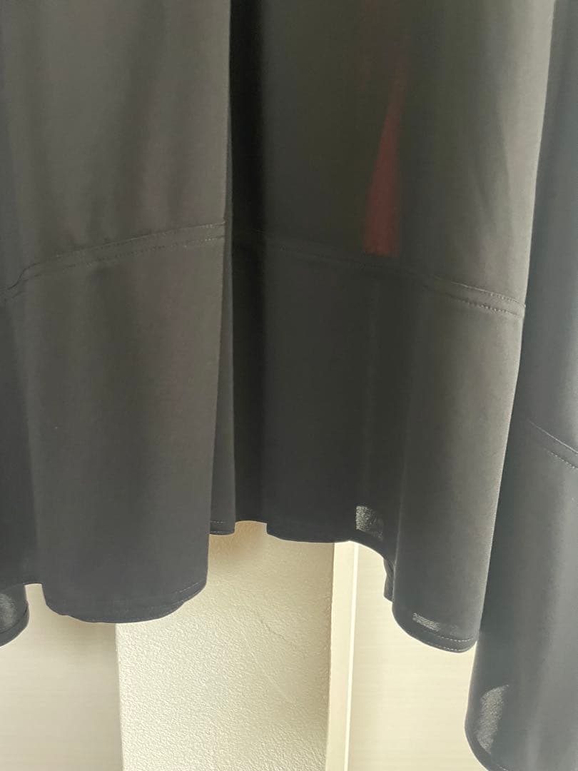 トクコプルミエヴォル/多色幾何学模様ノースリーブチュニックジレ