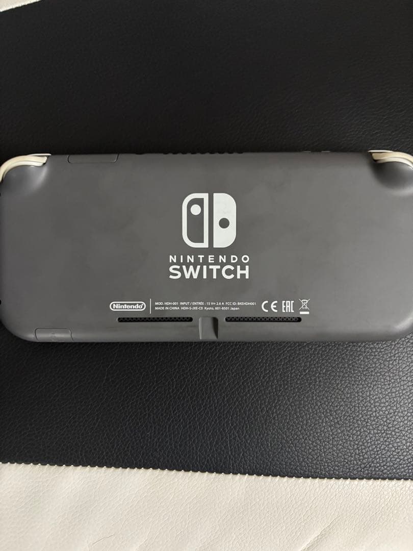 Nintendo Switch Light 本体　ブラック　箱付