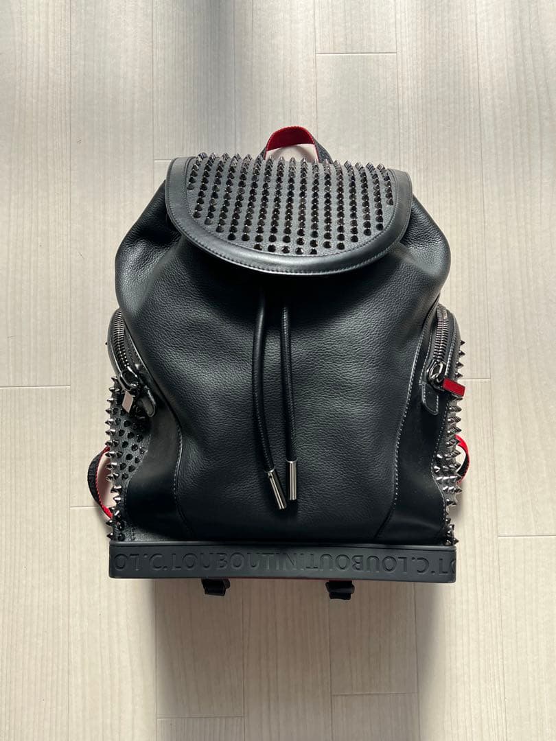 Christian Louboutin スパイクスタッズ バックパック