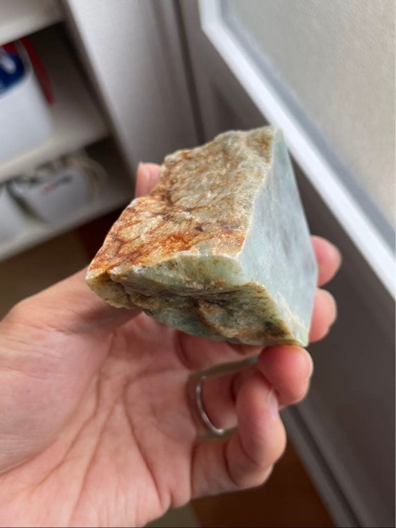 【国産鉱物】糸魚川翡翠　青海の山翡翠