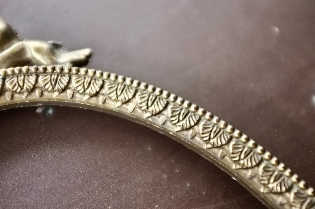 フランス 29c 金のリボンと金の葉とオーバルの額縁 フレーム アンティーク