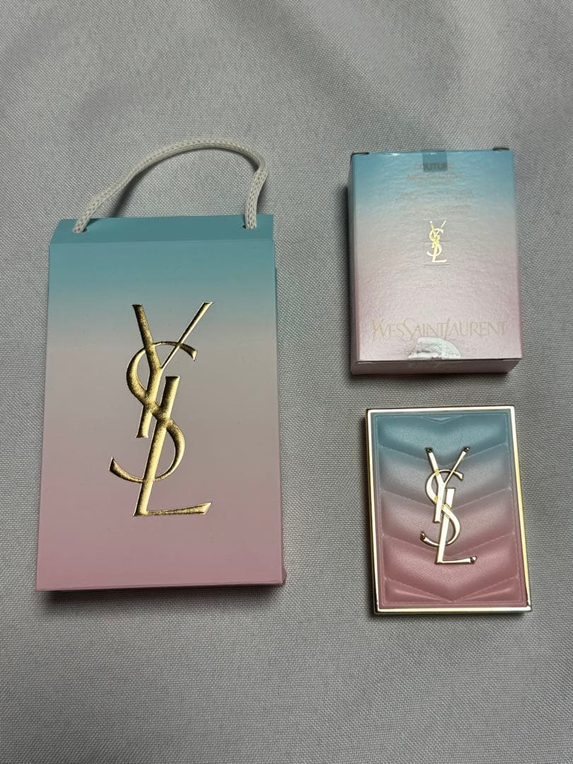 【新品未使用】イヴ・サンローラン　アイシャドウNO.125