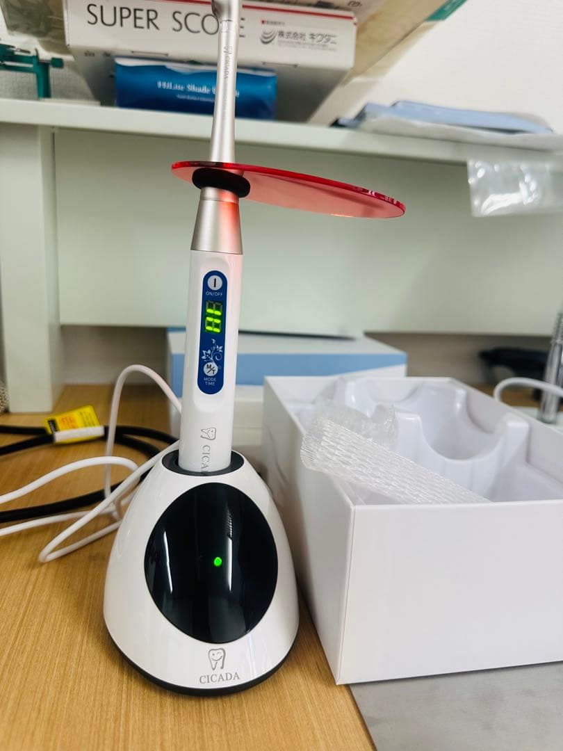 新品LED照射器歯科用硬化ライト