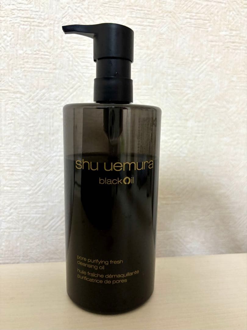 ブラッククレンジングオイル シュウウエムラ