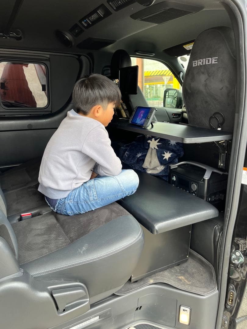 coichanさん予約 ハイエース　折り畳み　セカンドテーブル　金具のみ