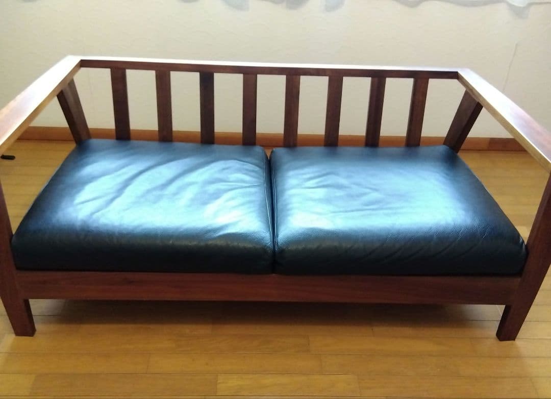 黒レザー2人掛けソファ本革本皮モダンアンティークカリモクアクタスインダストリアル