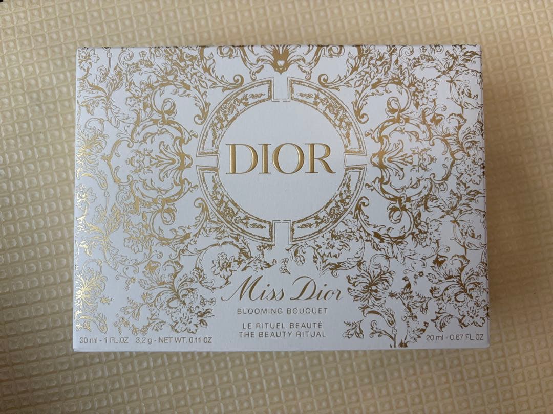 ミスディオール クリスマスコフレ 2023