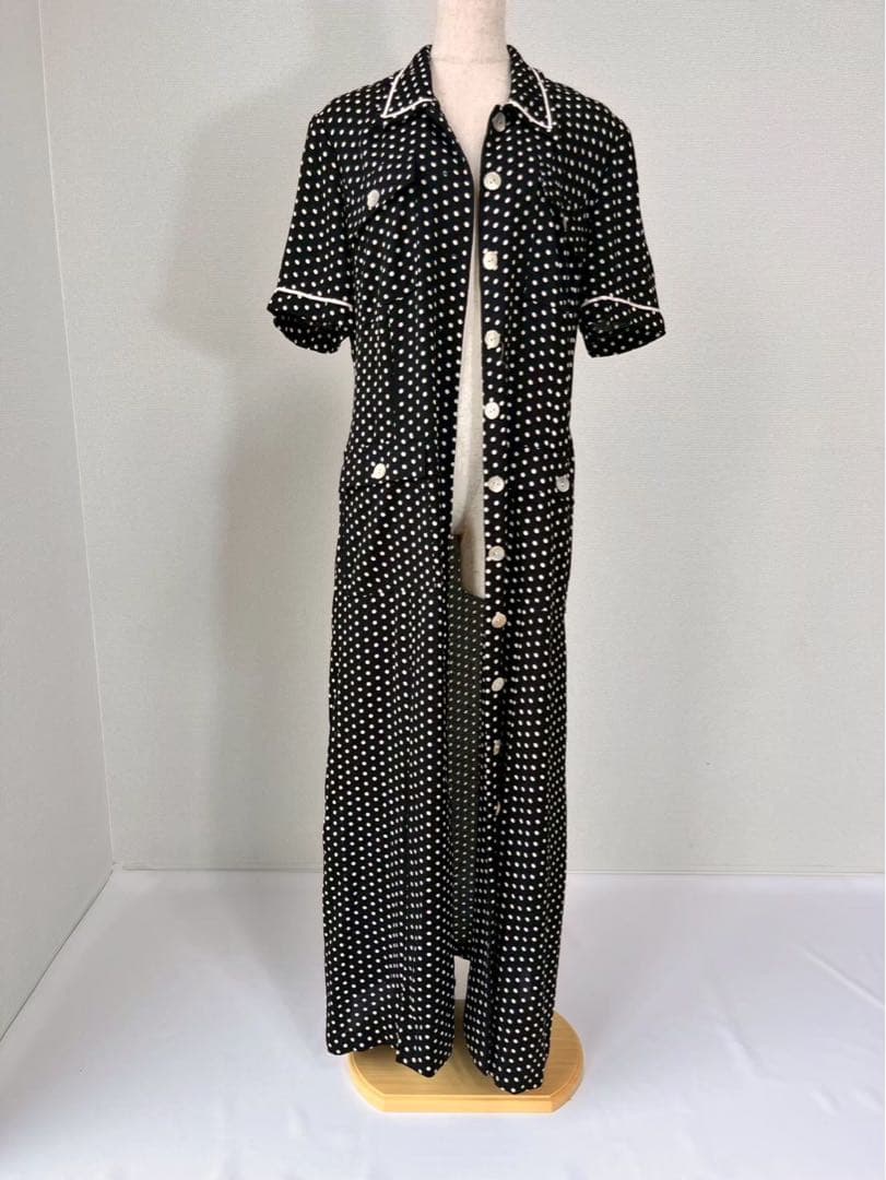 総柄 ドット柄 シェルボタン 前ボタン ロングワンピース ブラックY909