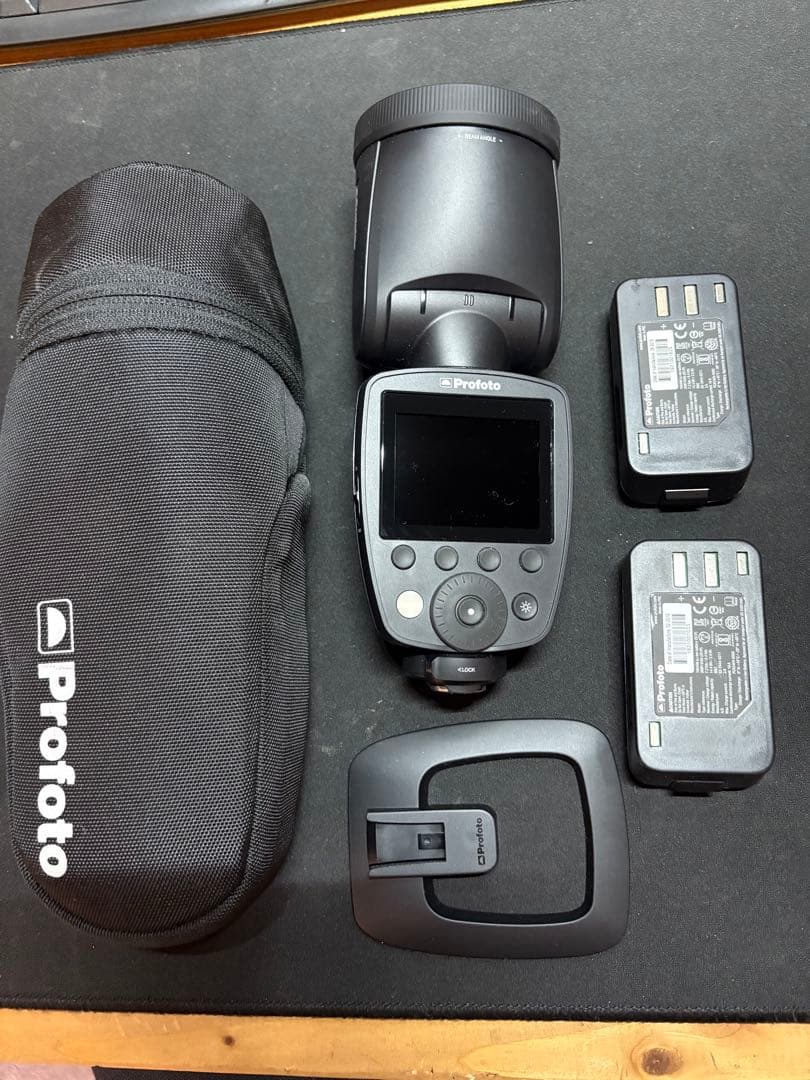Profoto A1X AirTTL-C ストロボ 本体＋予備バッテリー付
