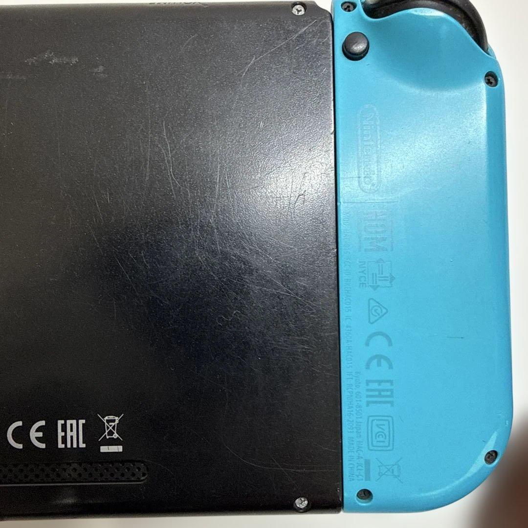 Nintendo Switch 本体 赤/青 Joy-Con 付属品付き　☺︎